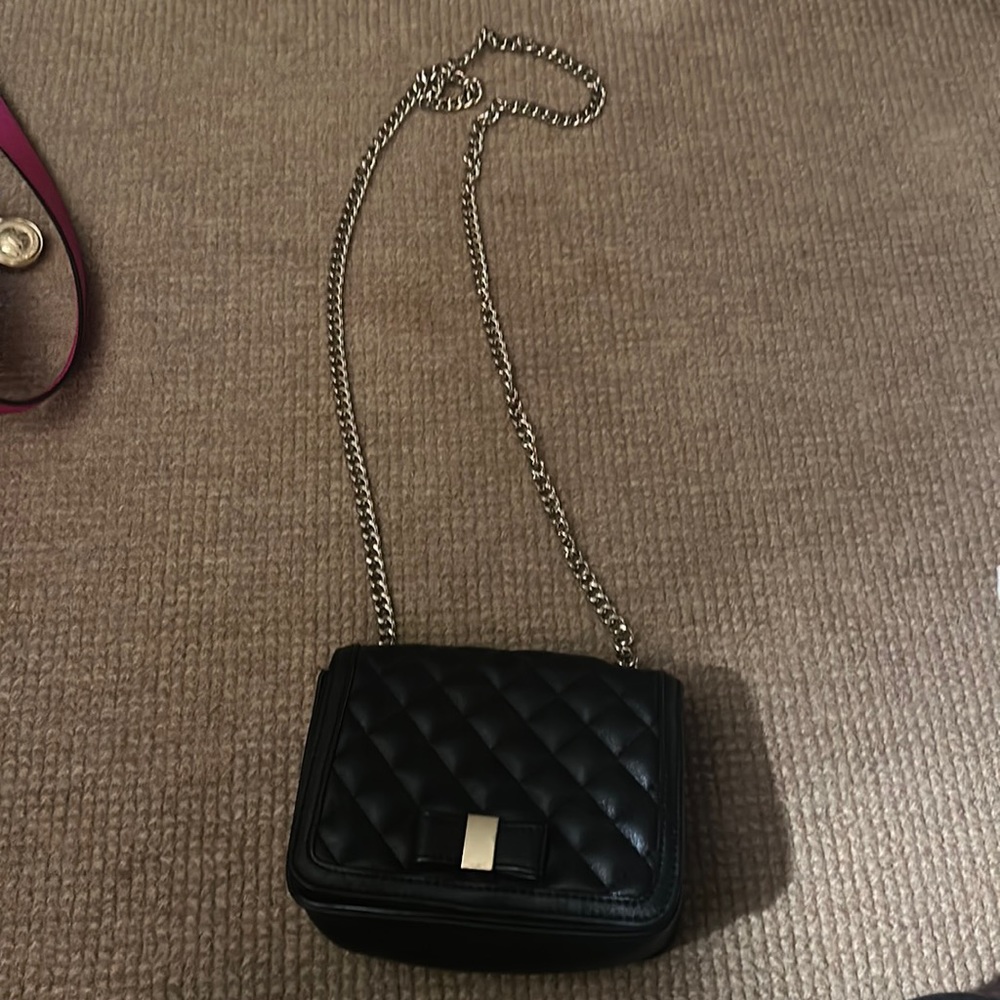 Black crossbody bag with bow